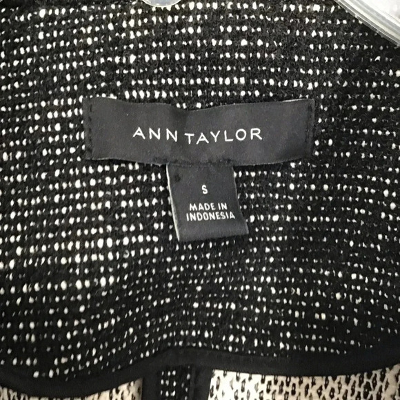 Ann Taylor Tweed Fringe Moto Style Jacket Black/White Career Casual Size Small - Picture 7 of 11